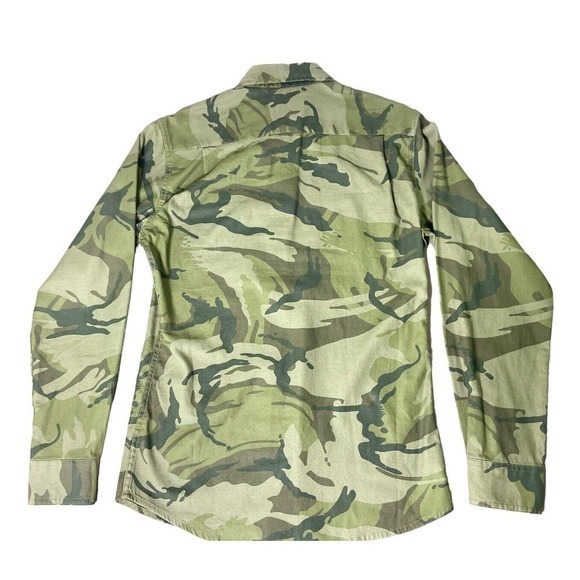 Wrangler Camouflage Slim Fit Flex Comfort Long Sleeve Button Up Women S/P NWT - Picture 9 of 12